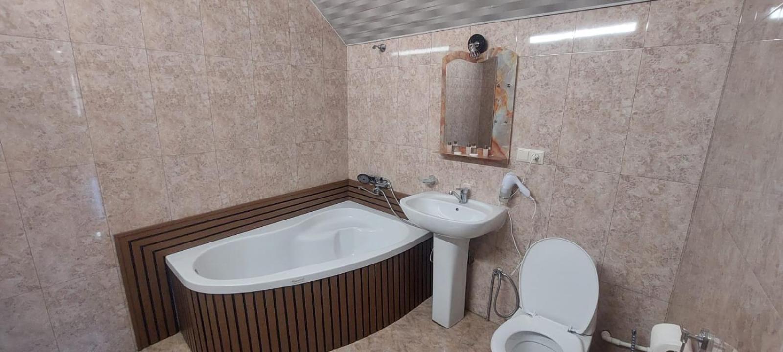 Metrepol Hotel Batumi Eksteriør bilde
