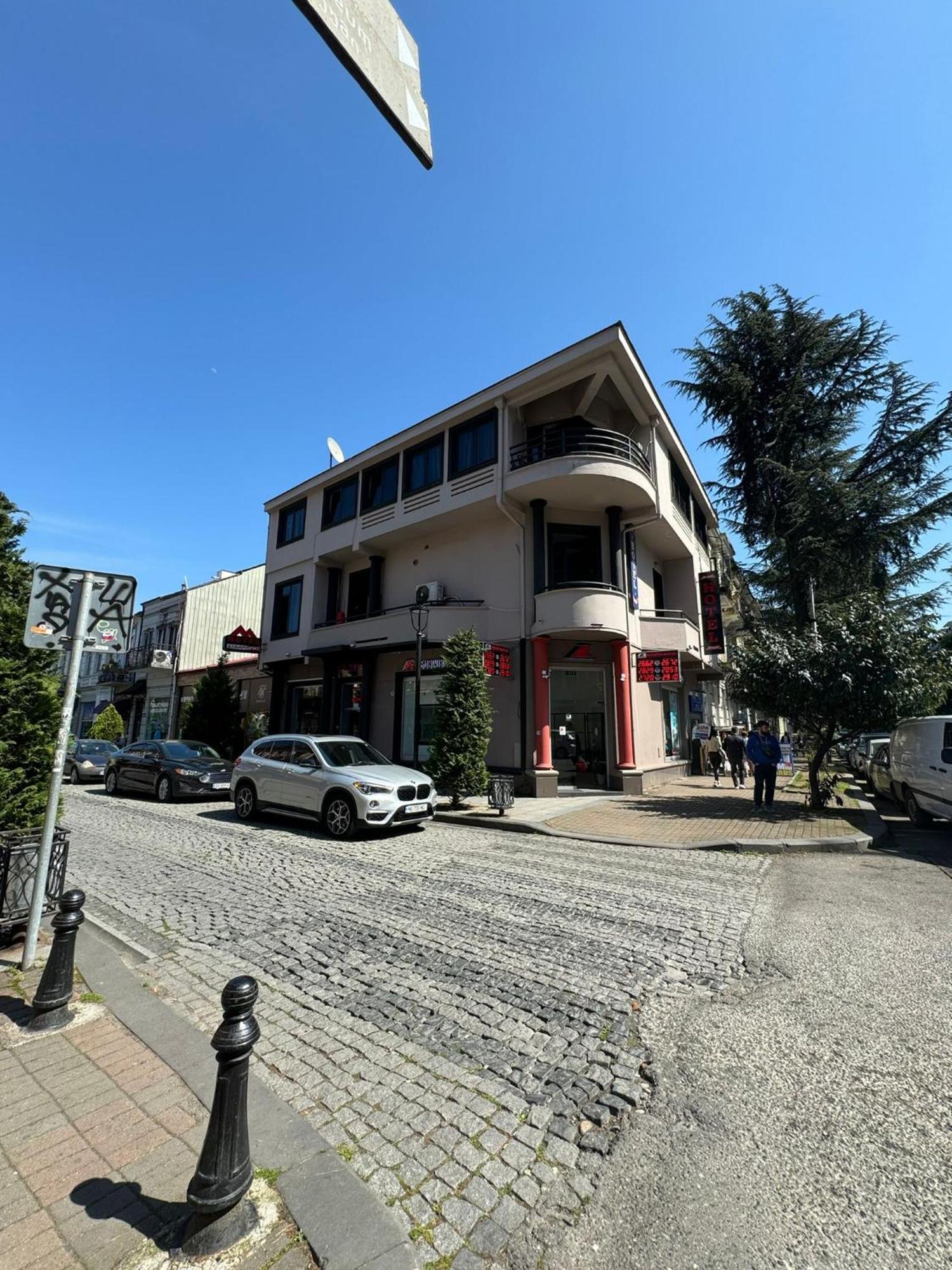 Metrepol Hotel Batumi Eksteriør bilde