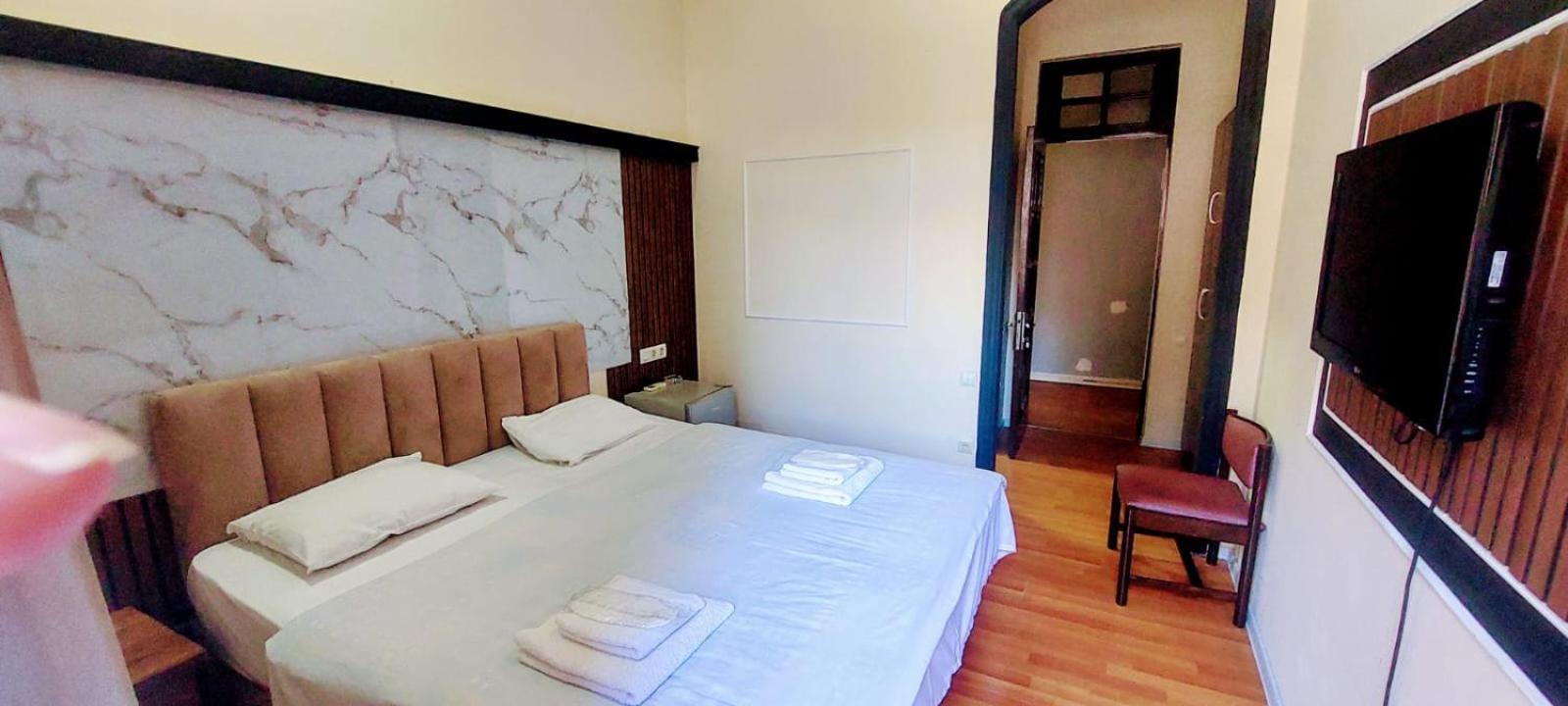 Metrepol Hotel Batumi Eksteriør bilde