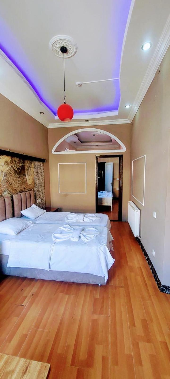 Metrepol Hotel Batumi Eksteriør bilde